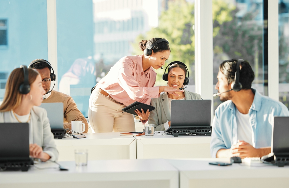 Call,Center,,Office,Training,And,People,In,Computer,For,Customer
